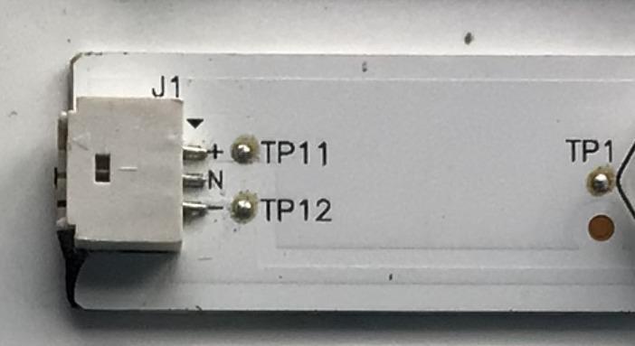 KIT DE LED'S PARA TV VIZIO (INCOMPLETO SOLO 18 PIEZAS) / NUMERO DE PARTE 0981010DCF20 / 0981010DCF22 / CS-MCPCB-150 94V-0 / 3030C_A_9S1P / AmTran_65_2019_M65-G0_10x9+10x9_3030C_B_9S1P / MODELO M657-G0 / NOTA IMPORTANTE:KIT CONSTA DE 20 PIEZAS EN TOTAL - Imagen 3